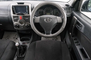 Внедорожник Toyota Rush 2010 года, 949000 рублей, Красноярск