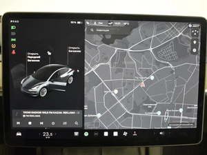 Седан Tesla Model 3 2021 года, 3299900 рублей, Казань