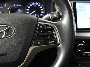 Седан Hyundai Solaris 2017 года, 1285900 рублей, Казань