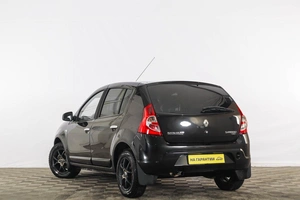 Хетчбэк Renault Sandero 2011 года, 599000 рублей, Тюмень