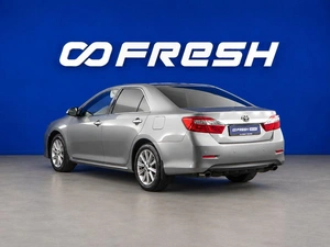 Седан Toyota Camry 2013 года, 1599046 рублей, Москва