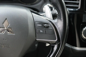 Внедорожник Mitsubishi Outlander 2015 года, 2099000 рублей, Омск