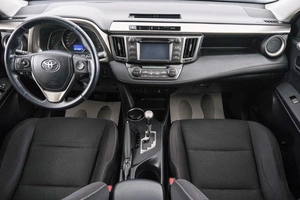 Внедорожник Toyota RAV4 2014 года, 2399000 рублей, Красноярск