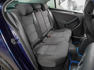 Седан Volkswagen Jetta 2011 года, 859000 рублей, Воронеж
