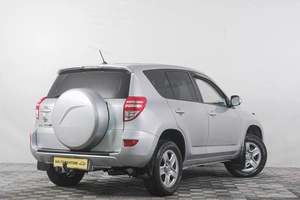 Внедорожник Toyota RAV4 2010 года, 1459000 рублей, Кемерово
