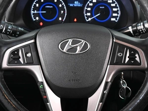 Седан Hyundai Solaris 2015 года, 939000 рублей, Аксай