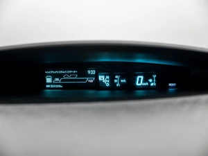 Лифтбек Toyota Prius 2012 года, 1350000 рублей, Красноярск