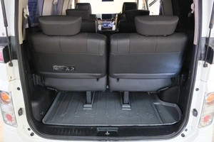 Минивэн Nissan Elgrand 2007 года, 1789000 рублей, Омск