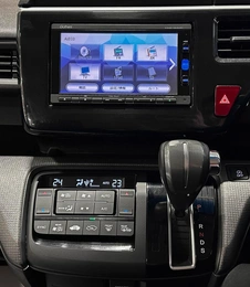 Минивэн Honda Stepwgn 2016 года, 1840000 рублей, Красноярск