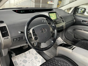 Лифтбек Toyota Prius 2008 года, 937000 рублей, Солонцы