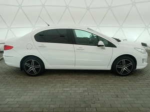 Седан Peugeot 408 2014 года, 780000 рублей, Клинцы