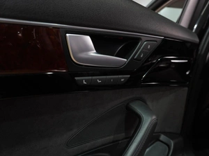 Седан Audi A8 2011 года, 1799000 рублей, Воронеж
