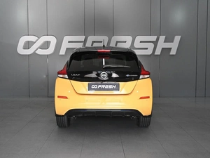 Хетчбэк Nissan Leaf 2018 года, 1669000 рублей, Ростов-на-Дону