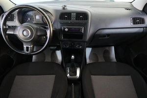 Седан Volkswagen Polo 2011 года, 719000 рублей, Омск