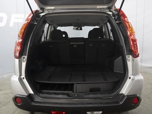 Внедорожник Nissan X-Trail 2010 года, 1050000 рублей, Омск