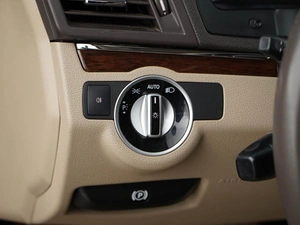 Купе Mercedes-benz E-класс 2011 года, 999777 рублей, Москва