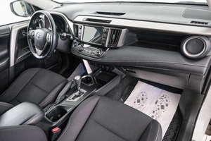 Внедорожник Toyota RAV4 2017 года, 3189000 рублей, Красноярск