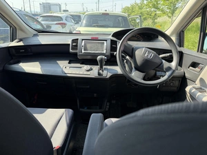 Минивэн Honda Freed 2010 года, 720000 рублей, Красноярск