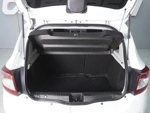 Хетчбэк Renault Sandero 2015 года, 990000 рублей, Ростов-на-Дону