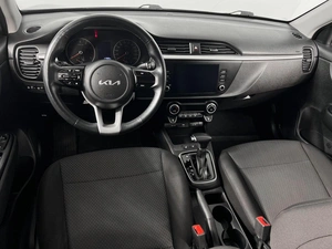 Седан Kia Rio 2021 года, 1620000 рублей, Казань