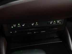 Седан Lexus ES 2021 года, 4618888 рублей, Москва
