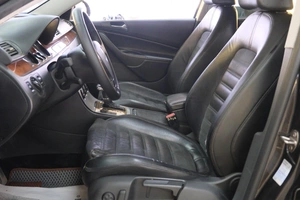 Седан Volkswagen Passat 2008 года, 779000 рублей, Омск