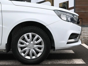 Седан ВАЗ (LADA) Vesta 2019 года, 818000 рублей, Волгоград