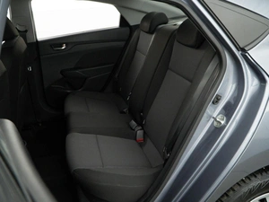 Седан Hyundai Solaris 2019 года, 1357077 рублей, Москва