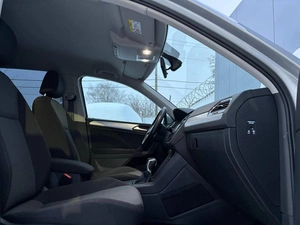 Внедорожник Volkswagen Tiguan 2021 года, 3179000 рублей, Ижевск