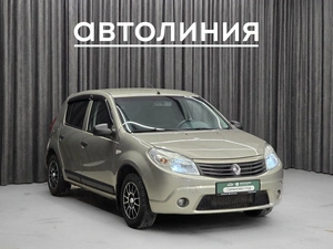 Хетчбэк Renault Sandero 2010 года, 445000 рублей, Красноярск