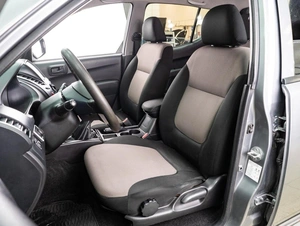 Пикап Mitsubishi L200 2015 года, 1229000 рублей, Тюмень