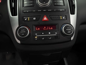 Хетчбэк Kia Ceed 2010 года, 697000 рублей, Ставрополь