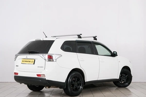 Внедорожник Mitsubishi Outlander 2013 года, 1349000 рублей, Красноярск