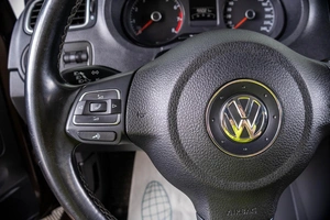 Седан Volkswagen Polo 2014 года, 1049000 рублей, Пермь