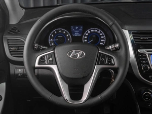 Седан Hyundai Solaris 2013 года, 879000 рублей, Тюмень