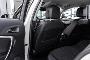 Седан Opel Insignia 2014 года, 1250000 рублей, Ульяновск