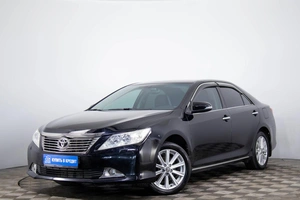 Седан Toyota Camry 2013 года, 1819000 рублей, Пермь