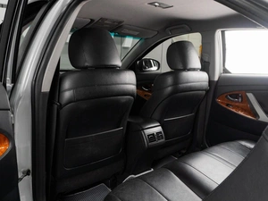 Седан Toyota Camry 2010 года, 1390000 рублей, Тюмень
