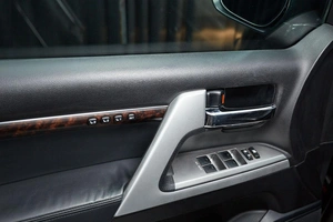 Внедорожник Toyota Land Cruiser 2013 года, 4499000 рублей, Красноярск