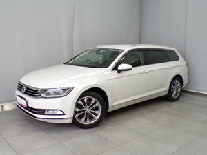 Седан Volkswagen Passat 2015 года, 1699500 рублей, Красноярск