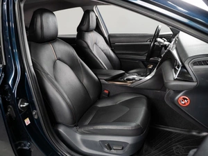 Седан Toyota Camry 2018 года, 2349000 рублей, Тюмень