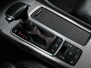 Седан Kia Optima 2016 года, 1899000 рублей, Кирилловка