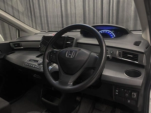 Минивэн Honda Freed 2014 года, 1200000 рублей, Красноярск