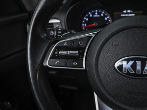 Седан Kia Optima 2019 года, 2120000 рублей, Ставрополь