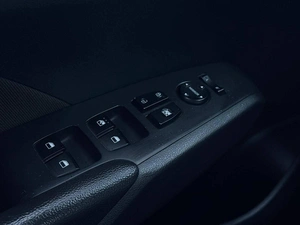 Седан Hyundai Solaris 2018 года, 999000 рублей, Ижевск