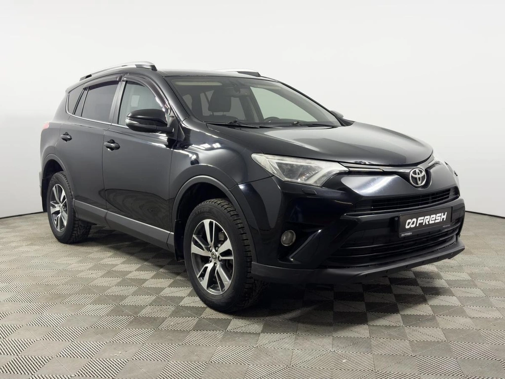 Внедорожник Toyota RAV4 2017 года, 2559900 рублей, Казань