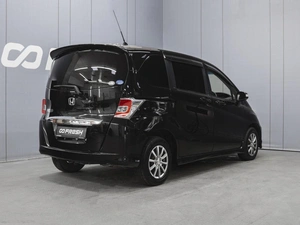 Минивэн Honda Freed 2015 года, 1050000 рублей, Омск