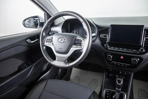 Седан Hyundai Solaris 2024 года, 1999000 рублей, Пермь