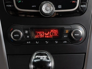 Седан Ford Mondeo 2011 года, 849000 рублей, Тюмень