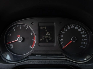 Седан Volkswagen Polo 2015 года, 899000 рублей, Волгоград